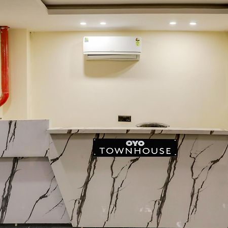 Townhouse Magnolia Corporate Stays Gurgaon Exterior foto