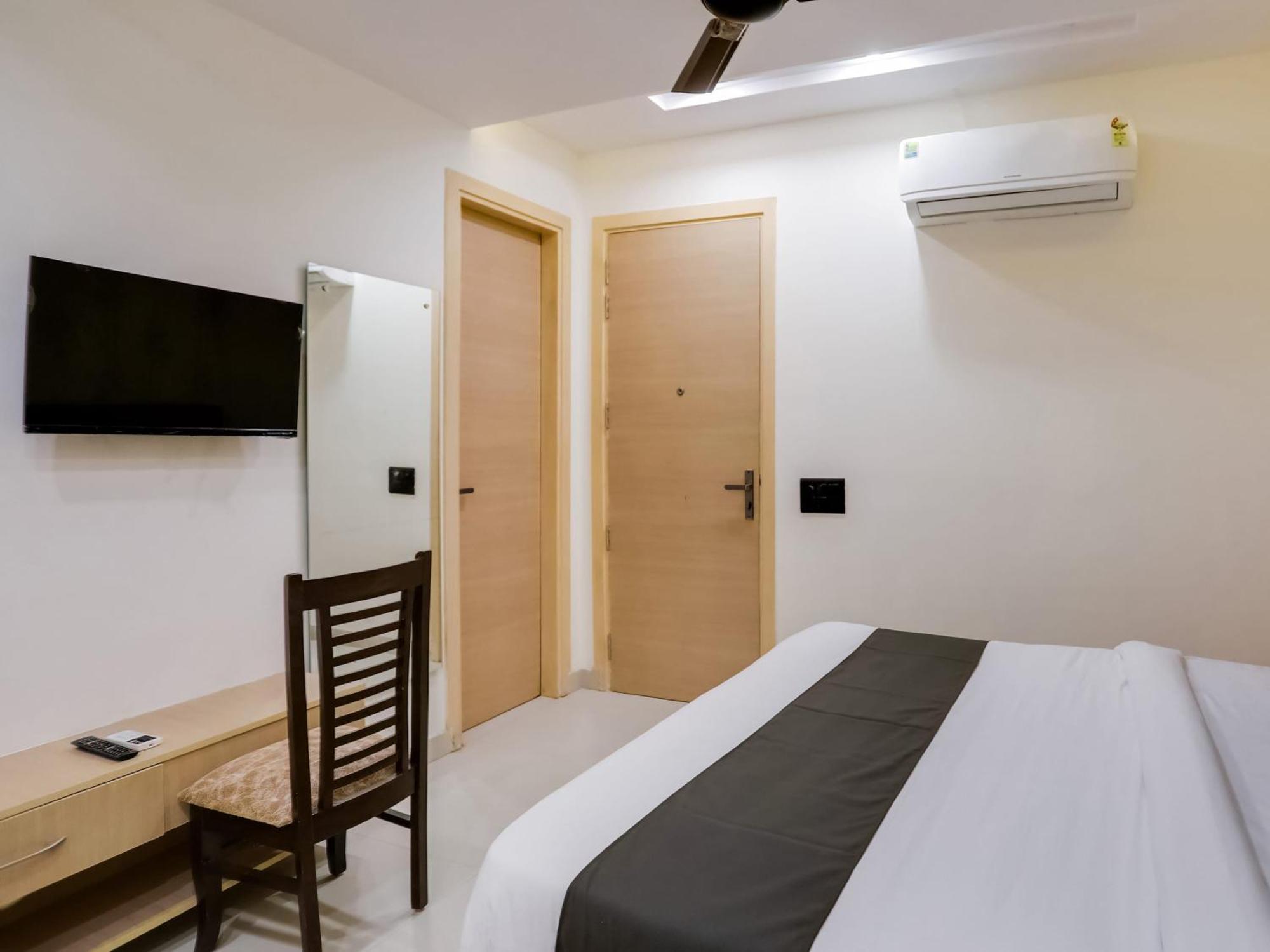 Townhouse Magnolia Corporate Stays Gurgaon Exterior foto